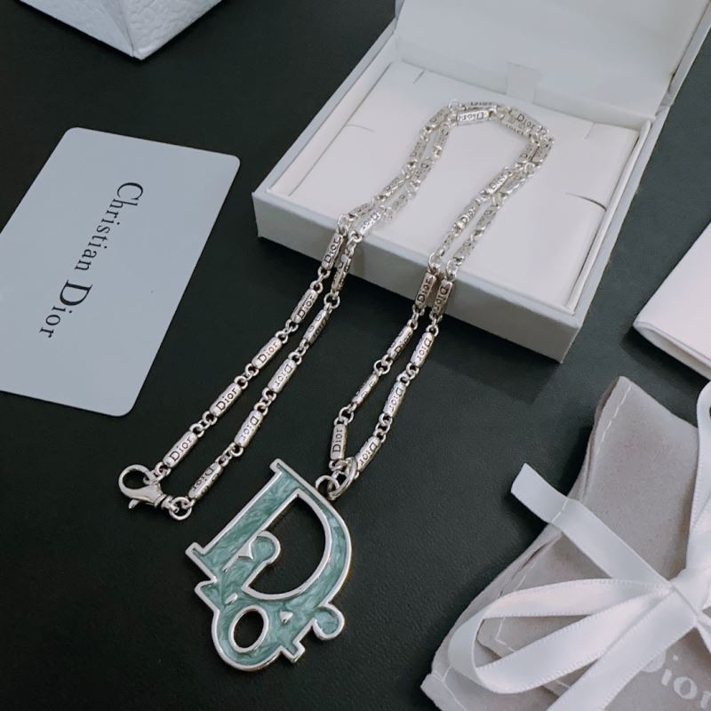 chr1st1an D10r necklaces